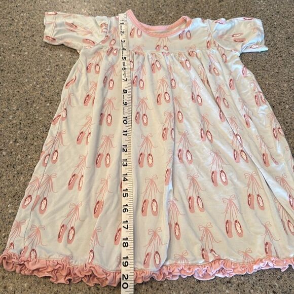 KICKEE PANTS Bamboo Classic Short Sleeve Swing Dress- Fresh Air Ballet - Picture 6 of 8